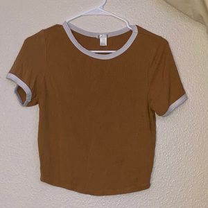 Bozzolo Ribbed Burnt Orange and White T- Shirt ✨